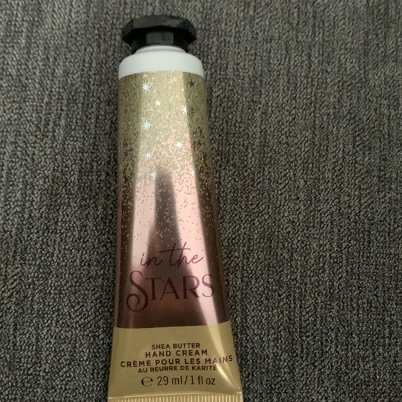 Bath and Body Works Hand Cream- 3$ add on or FREE with any $25+ purchase - Picture 1 of 3
